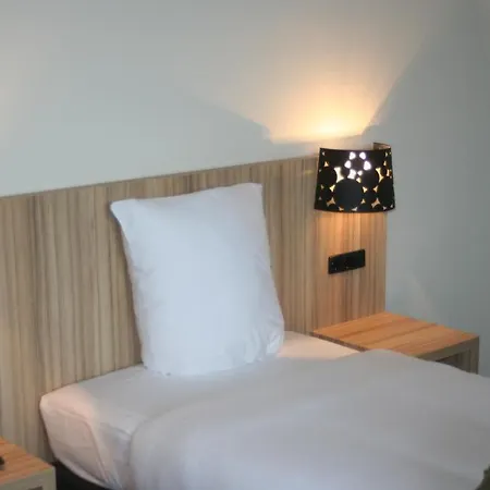 Grenshotel De Jonckheer 4*