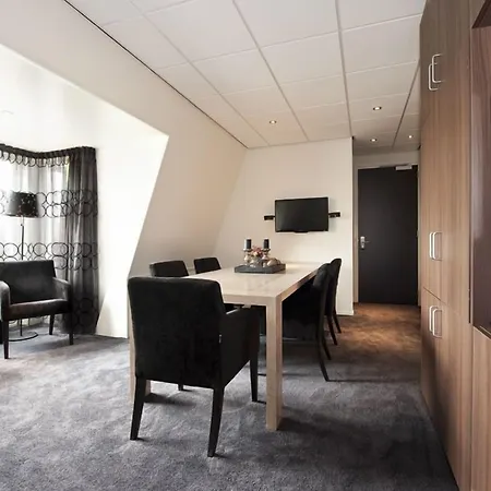 Grenshotel De Jonckheer 호텔