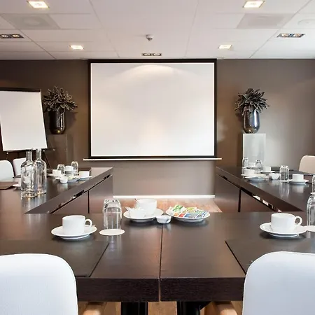 Grenshotel De Jonckheer 4* Ossendrecht