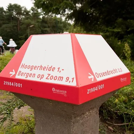 호텔 Grenshotel De Jonckheer