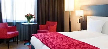 Ξενοδοχείο Grenshotel De Jonckheer 4*