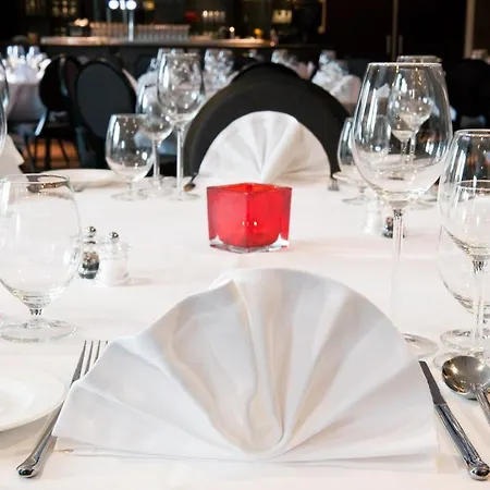 Grenshotel De Jonckheer 호텔