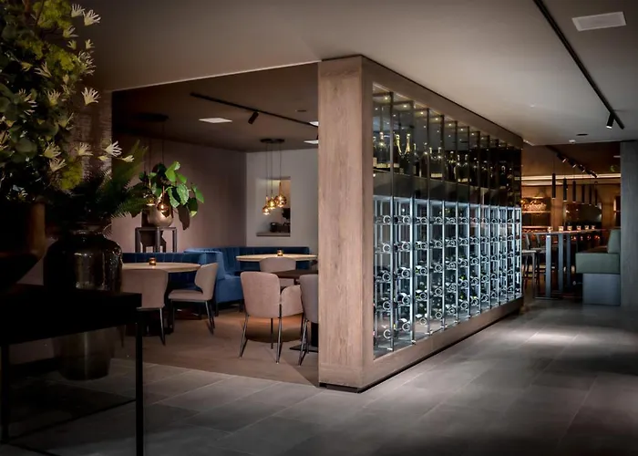 Grenshotel De Jonckheer Hotel 4*