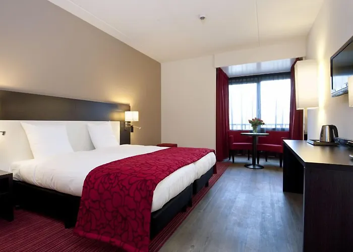 Grenshotel De Jonckheer Hotel 4*