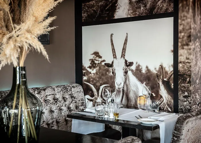 Hotel Grenshotel De Jonckheer 4*